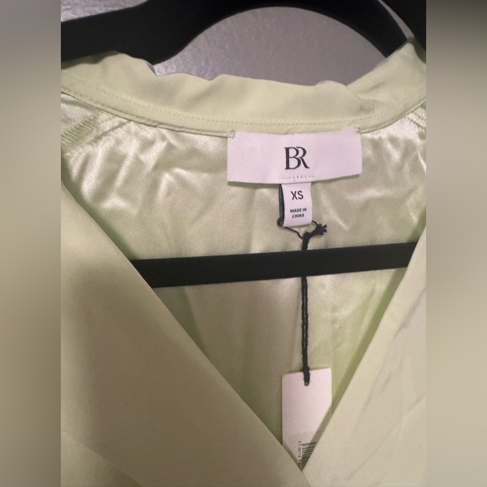 Banana Republic Dona Silk Top - Picture 4 of 9